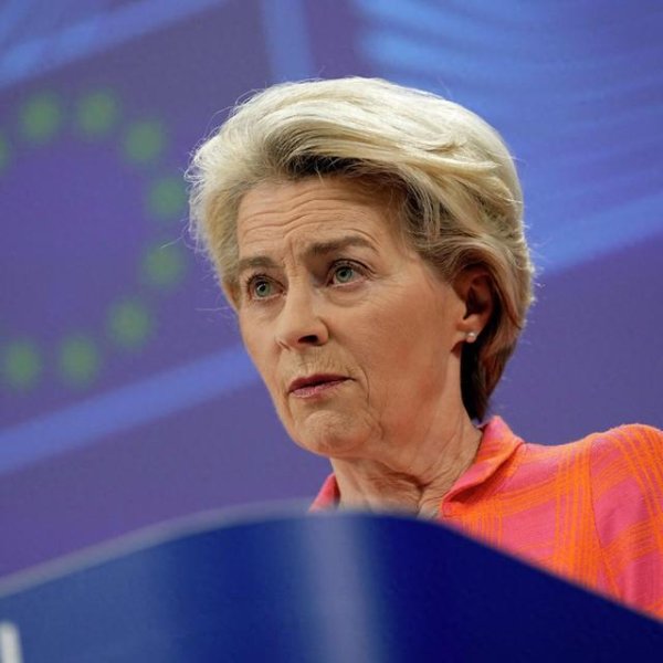 股票配资平台开户 美国发出“关税通牒”! 宣布加征30%关税, 欧盟或将采取反制措施